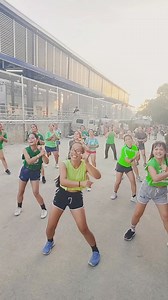 Ganito lang kami, zumba LNG solve na Swabe LNG panalo tlga Kembot mo lang yugyog ok na Yun Wala nman competition basta msaya ka birahe 😂 | Zumba sayaw