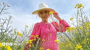 The 'silver influencers' taking TikTok and Instagram by storm