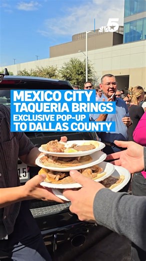 150K views · 766 reactions | North Texas is getting a taste of the world's only Michelin-starred taquería. El Califa de León was founded in 1968 in Mexico City. On their first day in University Park, El Califa had a long line that wrapped around the block.⁠ ⁠ Tap the link in the comments to learn more about El Califa pop-up. . . #tacos #ElCalifa #mexicocity #michelinstar #UniversityPark #dallas #texas #elcalifadeleon | NBC DFW | Facebook