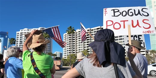 “We Want Justice!” Hundreds rally in Sarasota after Minneapolis ICE agent fatally shoots woman