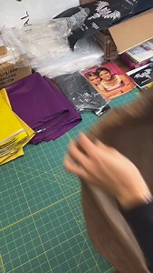 23 reactions | packing up 3 orders! :) the leather jacket is so cuteee #packingorders #satisfyingsounds #packingasmr #oddlysatisfyingvideo #asmr | Rogue | Facebook