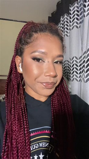 Fun Eye Makeup Tutorial with a Child's Narration