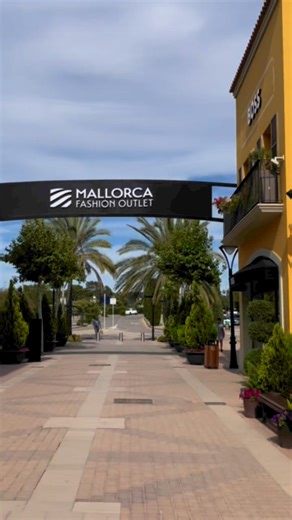 118K views · 914 reactions | If you like shopping on holiday, then the Mallorca Fashion Outlet is worth a visit. #mallorca #majorca #majorque | Mallorca | Facebook