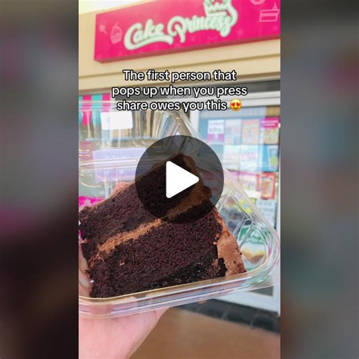 🤎Bar-One cake slices NOW AVAILABLE! Sweet and chocolatey that's perfect for treating yourself or brightening someone's day with a taste of pure happiness! Grab in store today! TIP: Share and the FIRST person to pop up owes you this one. Go!!! 🎉 📍Shop#2 Cape Gate Lifestyle Centre (opposite the mall - next to Mambos) - ☀️Opening Hours:☀️ Mon-Fri (9am-6pm) Sat (9am-5pm Sun (9am-1pm) #viral #trending #capetown #southafrica #brackenfell #trend #cakeshop #kraaifontein #durbanville #bellville #north