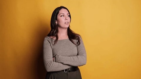 clip-4009852173-pensive-woman-thinking-finding-creative-solution