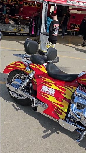 Boss Hoss - V8 Custom Trikes and Two Wheel Motorcycles