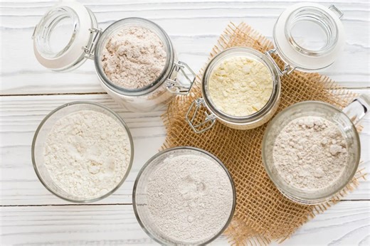 What’s The Difference Between Cake Flour And All-Purpose Flour?