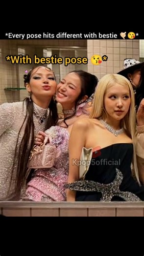 lisa unnie sister her bestie is jisoo unnie 😘 #lisa #rose #jisoo #blackpink #블랙핑크 #shorts