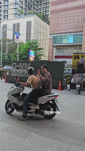 ga expect nunggu bolt bareng java😭😭 #javabh #surfjava #head2head #gmmboys #fyp