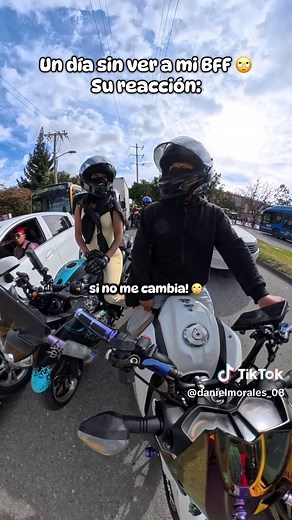 Reacción de mi BFF después de un día sin vernos