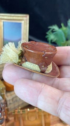 6.1K views · 490 reactions | So I got a new leather steampunk top hat...