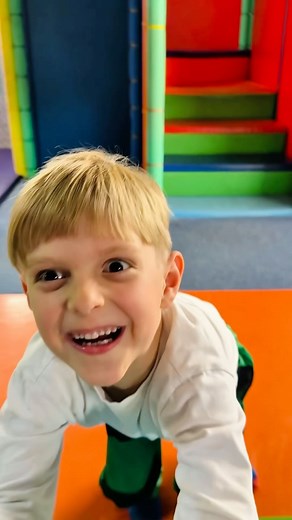 62 reactions · 4 comments | Run  Go go go 朗 #fun #indoorplay #happy #bestoftheday #kidsfun #playtime #activity #playground #instagood #kidsvideo | ViațacuNoah LifewithNoah | Facebook