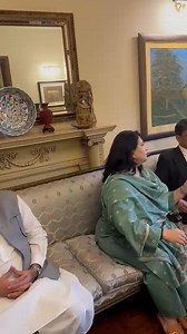 لاہور چیئرمین پی ٹی آئی بیرسٹر گوھر خان کی سابق گورنر عمر سرفراز چیمہ کی گھر آمد- انکی بیگم اور مھر بانو قریشی ، علی اعجاز،میاں محمود الرشید کی بیٹی کلثوم صاحبہ اور راشد محمود صاحب بھی اس موقع پر موجود-انکے ہمراہ ممبران قومی وصوبائی اسمبلی عمیر نیازی ، عون عباس بپی معین قریشی ،علی امتیاز ، راجا یاسر وغیرہ موجود- چیئرمین نے پارٹی کے لیے انکی خدمات اور قربانیوں کو سراہا-