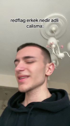 Marjinal Kızlar ve Red Flaglar hakkında bilgi