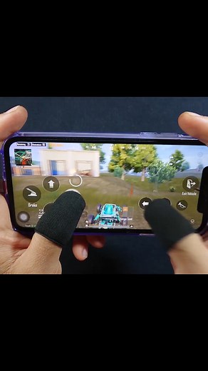 1.4M views · 10K reactions | iPhone 11 (Handcam) 4 Finger Smooth + Extreme 60Fps #facebook #pubgmobile #reelsvideoシ #facebookreel #facebookreel #trendingvideo #viralreelsシ #viralvideo #facebookvideo #Gaming | Hamza OP | Facebook