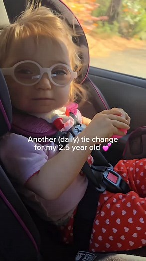 You're posting ANOTHER video changing trach ties? Well, we change them a minimum of once per day, so why not? If there is anything you'd like to know more about; please feel free to ask. 😊 #medicallycomplex #trachventbaby #trach #medicalmom #trachbaby | Autumn Moore