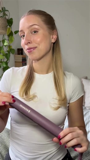Effortless Half-Up Half-Down Hair Style with AIRvive™