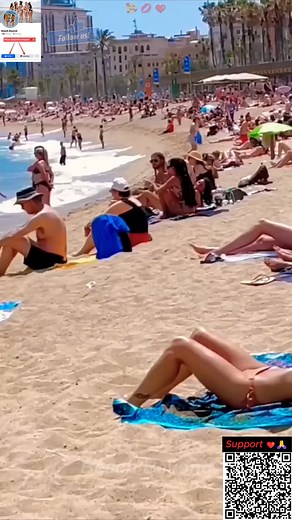 🌊✨ Feeling the ocean breeze and capturing the moment… #ChasingWaves #BeachLovers #DailyReels | Beach Beyond