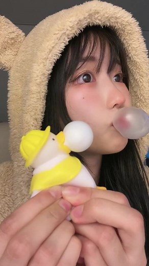 풍선껌 부는 오리 간식 리뷰