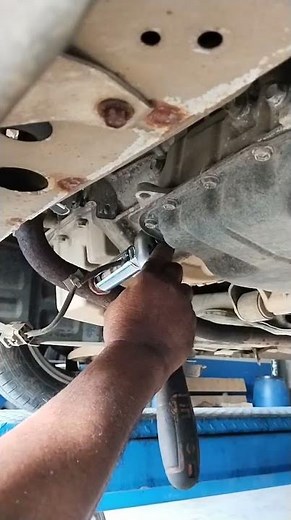 (037) Oxygen Sensor Bank 1 Bank 2 Replace