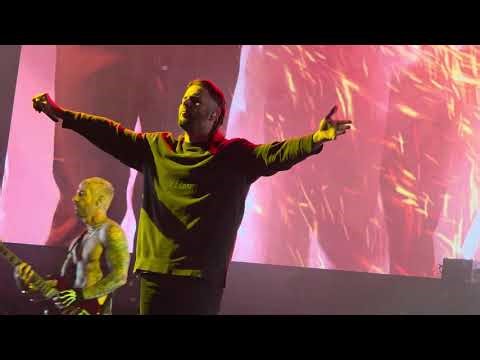 Avenged Sevenfold-Almost Easy Live Chicago Illinois (9/1/25)