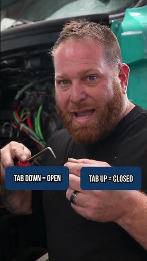 Avoid This Mistake When Changing Your Freightliner’s Oil Sensor