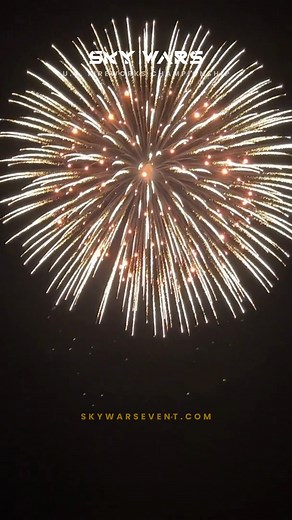 7.8K views · 119 reactions | Massive 8-inch and 12-inch firework shells launched at Sky Wars in Innsbrook, Missouri! #skywarsevent #pyrotechnics #fireworks | Sky Wars | Facebook