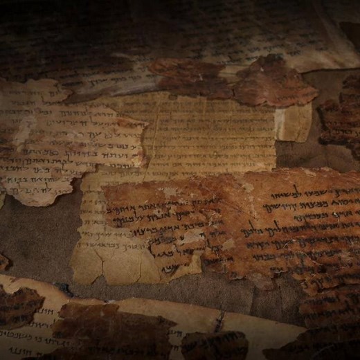 Some Dead Sea Scroll replicas appear surprisingly authentic. But a thorough examination by scholars reveals some of their features aren't quite right. | NOVA l PBS