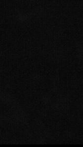 “Dumb” – Nirvana (1993, MTV Unplugged in New York) Nirvana recorded their MTV Unplugged session on November 18, 1993, at Sony Music Studios in New York City—just under five months before Kurt Cobain’s death in April 1994. The taping took place in the middle of the In Utero tour but avoided the standard “greatest hits” approach common to the series. Instead, Cobain structured the set like a complete concert, mixing lesser-known originals with select covers and rearranging them for a subdued, atmo