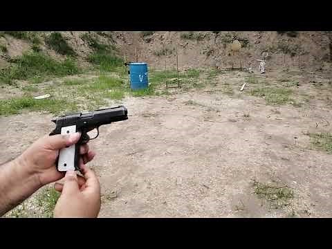 LLAMA XV CAL. 22 EN EL CAMPO DE TIRO