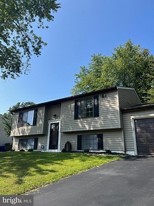 24112 Sugar Cane Ln, Gaithersburg, MD 20882 - MLS MDMC2141042 - Coldwell Banker