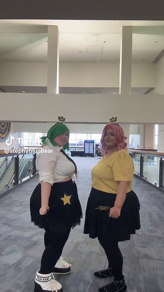 Cosmo and Wanda!! ✨ #cosmoandwanda #c2e2 #fairlyoddparents #cosplay #plussizecosplay #fairy