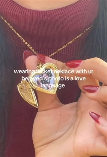 you’ll thank me later boys… ❤️ (link in bio) #jewelry #jewellery #customnecklace #personalizedjewelry #jewelrylover