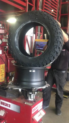 How we clap cheeks. #mudlife #bogdeep #thatsrelatable #foryourpage #clappincheeks