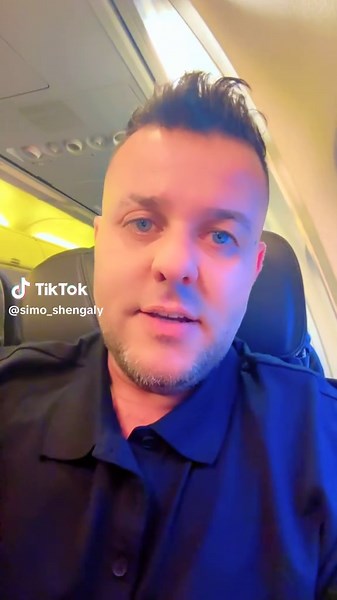 Traveling from Australia to America: A Complete Guide