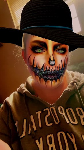 Jennifer Holloway on TikTok