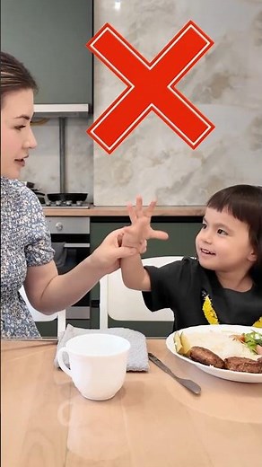 Mom Teaches Twin Twin Good Table Manners ✅ 🍽️