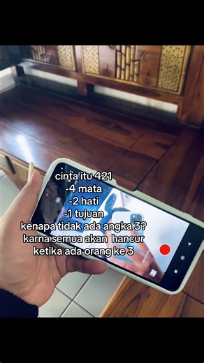 Cinta Itu: 4 Mata, 2 Hati, 1 Tujuan