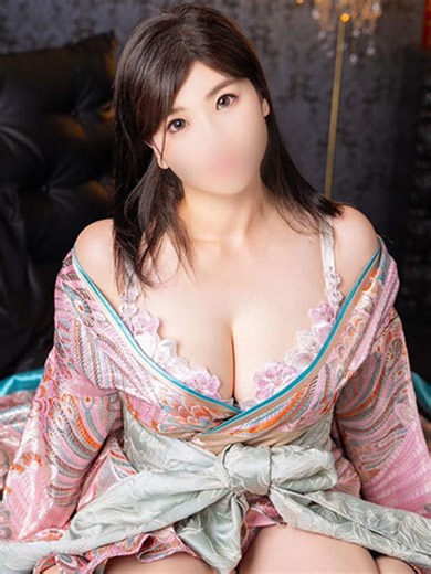 風俗体験動画『着ても脱いでもエロいその体！ほどよい脂肪と豊満なバストで悩殺寸前』：おいらん遊郭 名古屋店 - 名古屋