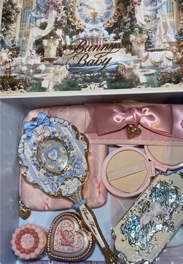 Makeup Unboxing: Flower Knows Spring Sale