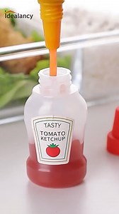 10K views · 48 reactions | Conveniently store and dispense condiments with our Mini Plastic Squeeze Bottle Pack of 2! Perfect for on-the-go meals and picnics. ✨ To place an order ►https://bit.ly/3vl57DI #MiniSqueezeBottle #CondimentContainers #OnTheGoEssentials #KitchenOrganization #TravelAccessories #FoodieFinds #ConvenientStorage #idealancy | Idealancy | Facebook