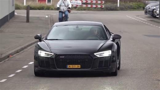 Audi R8 tuning and full throttle run on busy road