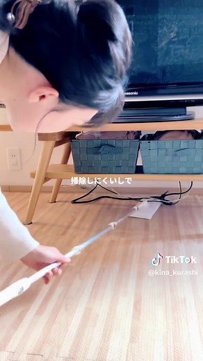 テレビ裏配線整理のDIYアイデア