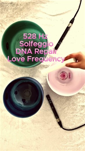 Love Frequency Set – 528 Hz Solfeggio, 444 Hz & F4 Heart Chakra Heart I Heart Coherence Soundbath