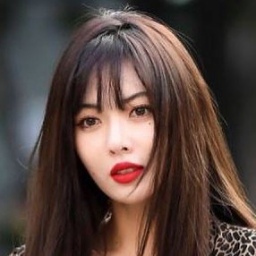 Hyuna: Bio, Height, Weight, Age, Measurements