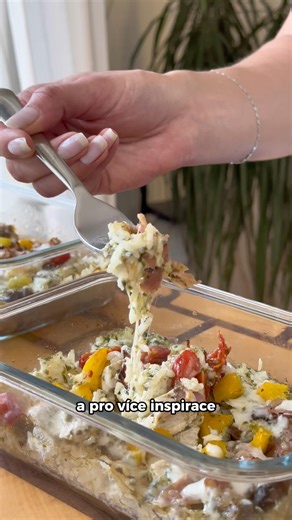 Zapečená rýže s kuřetem. #receptipyodzuzky #recipe #mealprep #rice #chicken