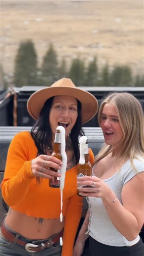 Think you can handle both of us ? @naturallybb | Tiffany Wisconsinn