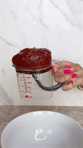 🥣 Measure smarter, save space — the 4-in-1 Adjustable Measuring Cup clicks to four preset volumes with clear markings, a spill-friendly pour spout, and a compact, easy-clean design. Ideal for baking, meal prep, and small kitchens. ✨ 🛒Buy now👉：https://t.site/3Lm5o0F | Shoplyhube