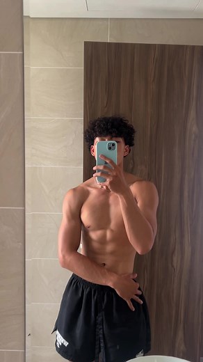 Brian's Slim Gym Body Workout | Natural Fit Physique for Men