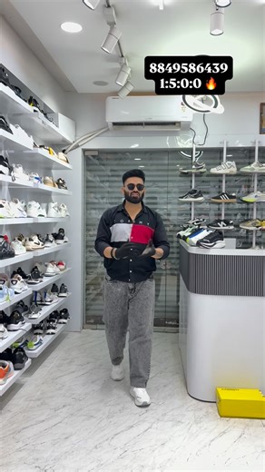 FRIENDS_COLLECTION_BAYAD_ on Instagram: "1:5:0:0"